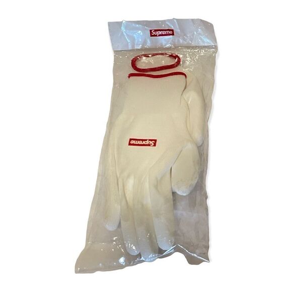 ❤️SOLD❤️Supreme Shower Cap, Playing Cards, Rubber Gloves & Large Sticker - Picture 6 of 6